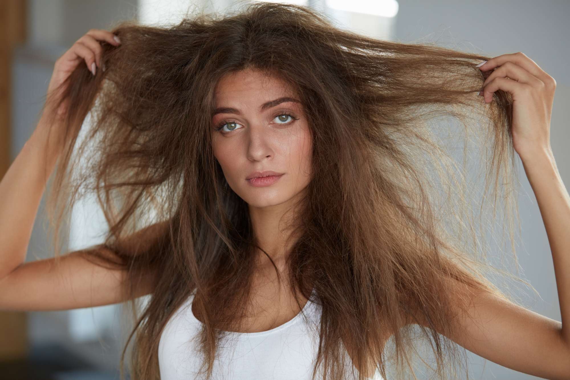 Frizzy Hair 101: What Causes Frizzy Hair? - TOPP CARE